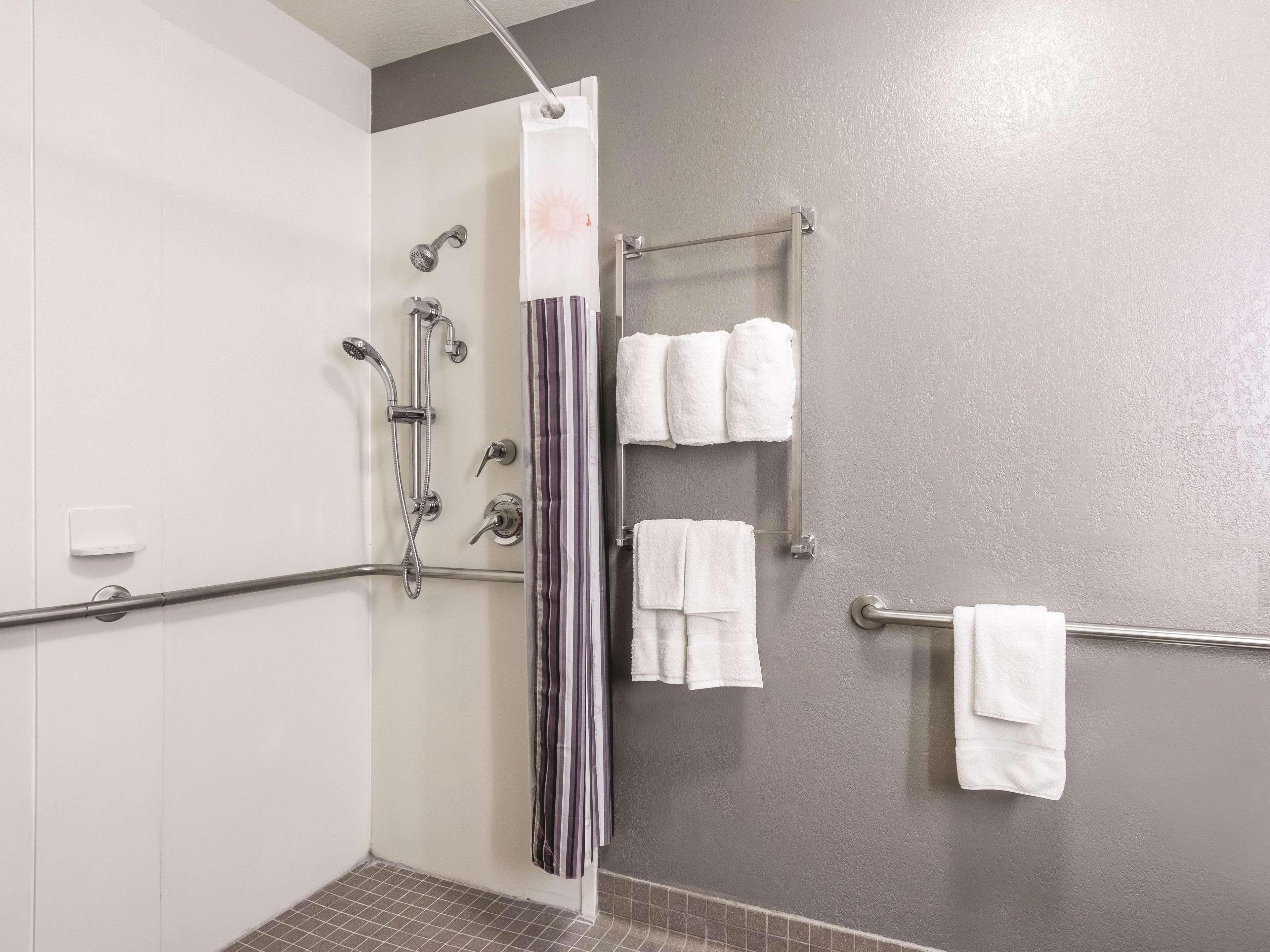 La Quinta By Wyndham Atlanta Conyers Hotel Екстериор снимка