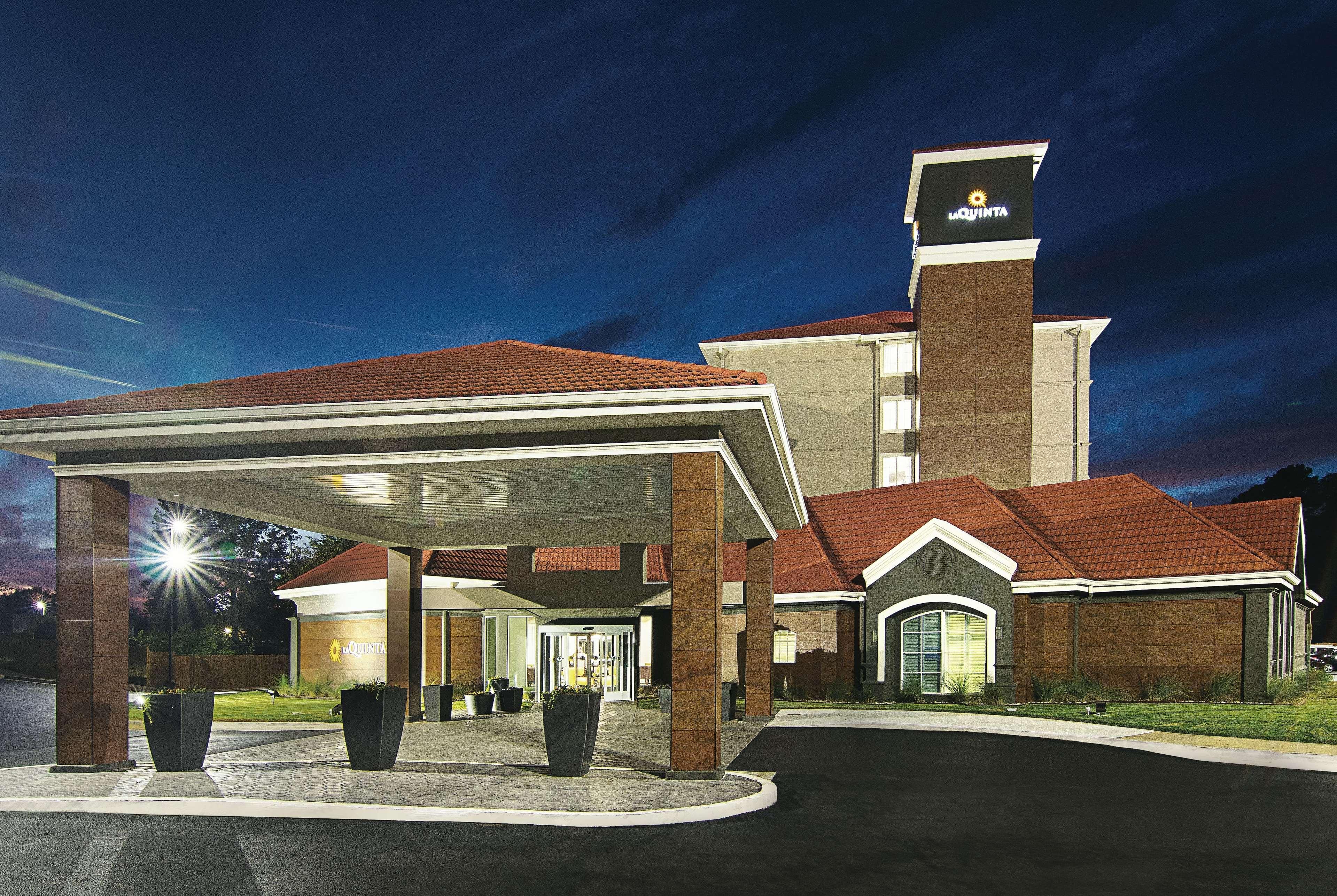 La Quinta By Wyndham Atlanta Conyers Hotel Екстериор снимка