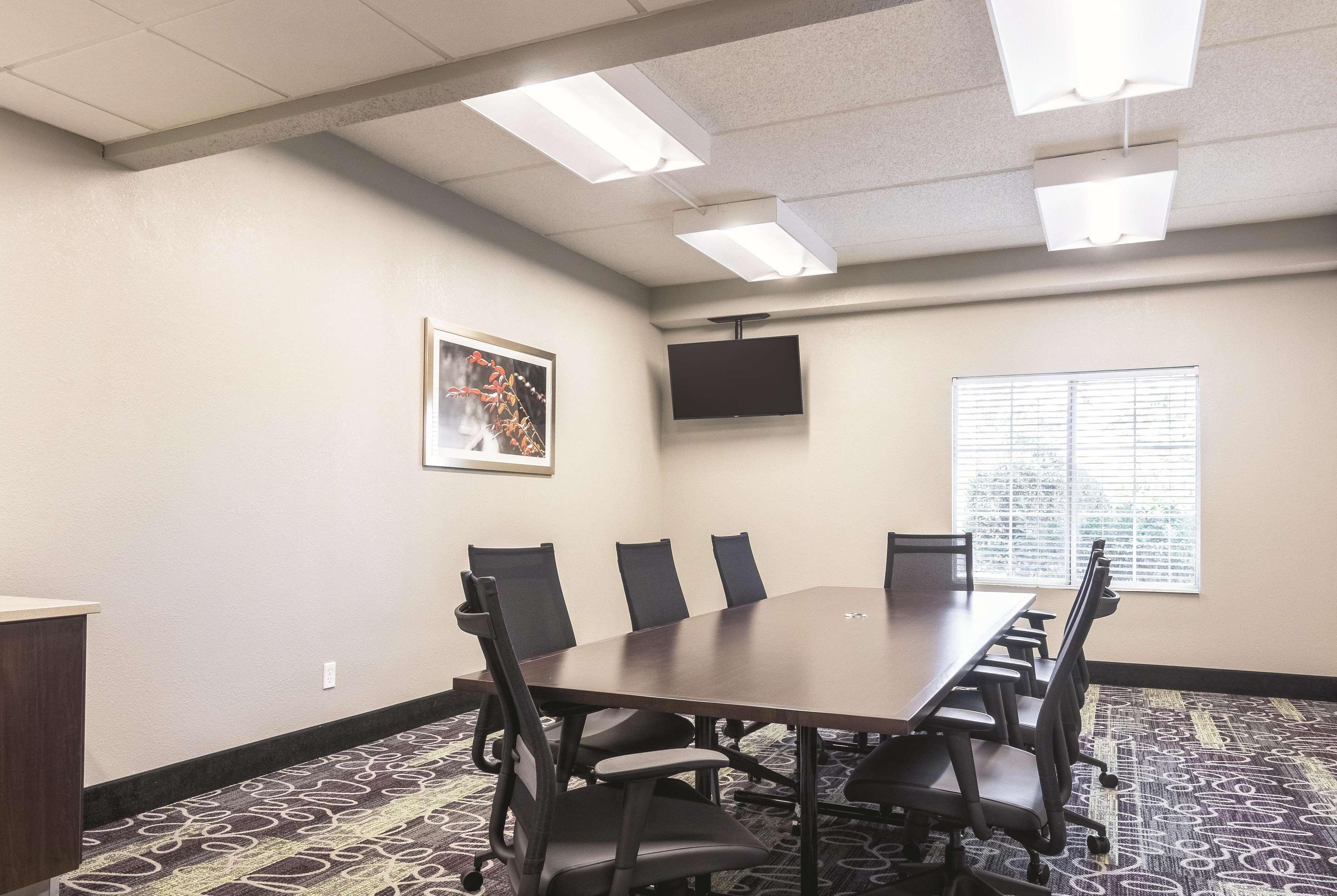 La Quinta By Wyndham Atlanta Conyers Hotel Екстериор снимка