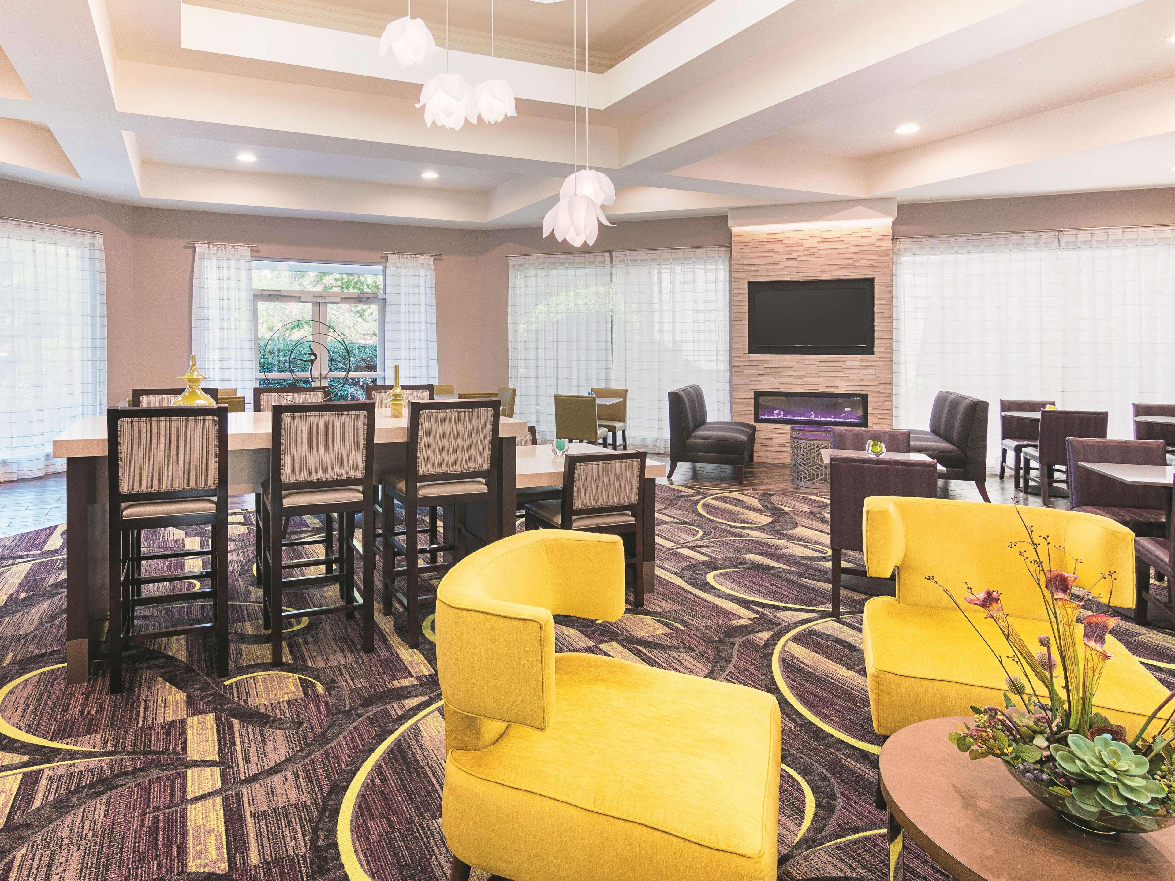 La Quinta By Wyndham Atlanta Conyers Hotel Екстериор снимка