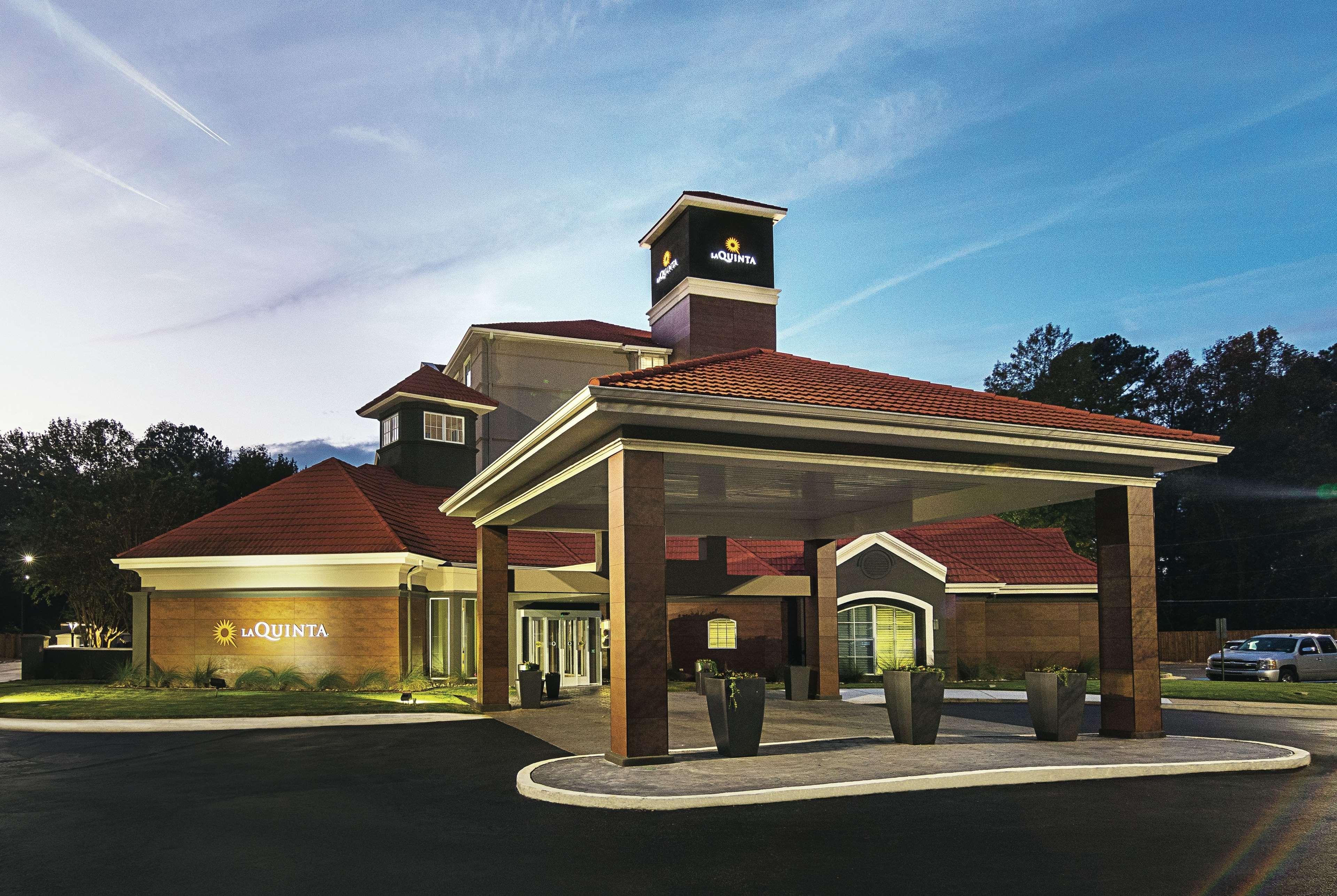 La Quinta By Wyndham Atlanta Conyers Hotel Екстериор снимка