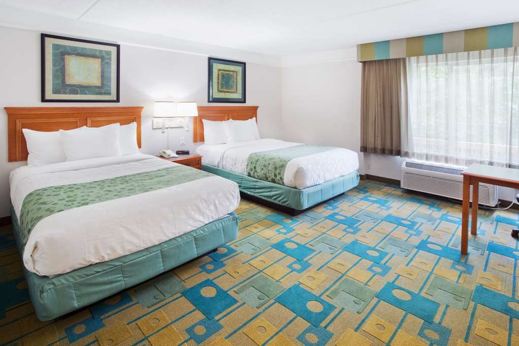 La Quinta By Wyndham Atlanta Conyers Hotel Стая снимка