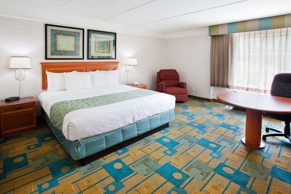 La Quinta By Wyndham Atlanta Conyers Hotel Стая снимка