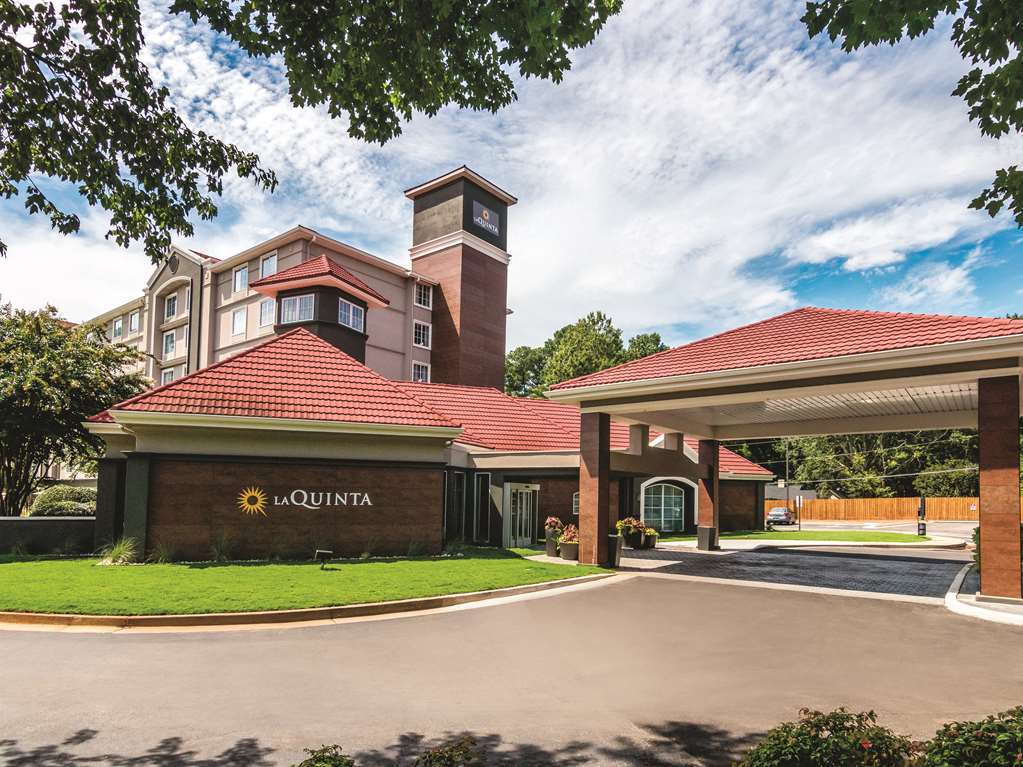 La Quinta By Wyndham Atlanta Conyers Hotel Екстериор снимка