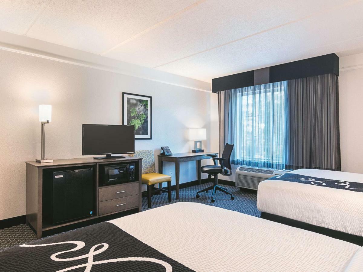 La Quinta By Wyndham Atlanta Conyers Hotel Екстериор снимка